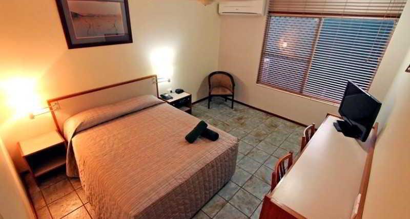 Hotel Кунунурра Екстер'єр фото
