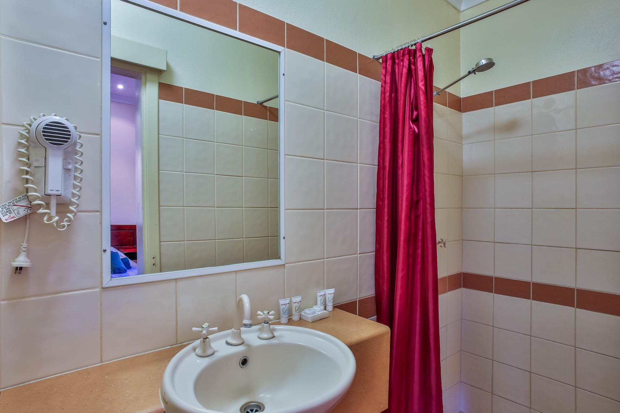 Hotel Кунунурра Екстер'єр фото