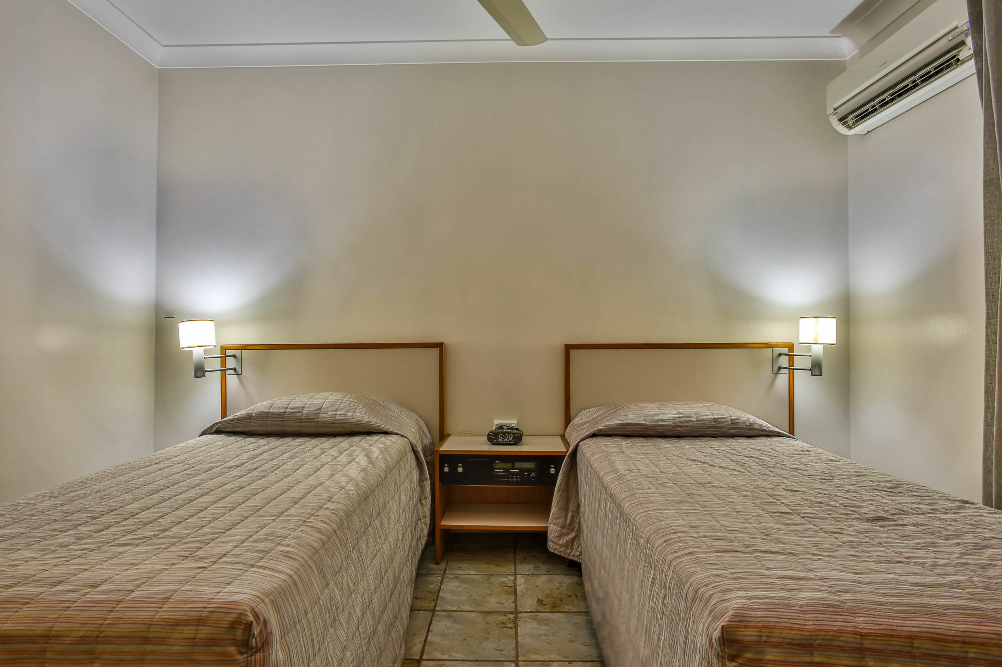Hotel Кунунурра Екстер'єр фото